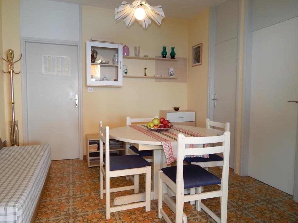 Villa Maristika オミシュ 部屋 写真