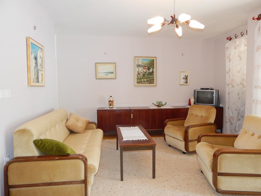 Villa Maristika オミシュ 部屋 写真